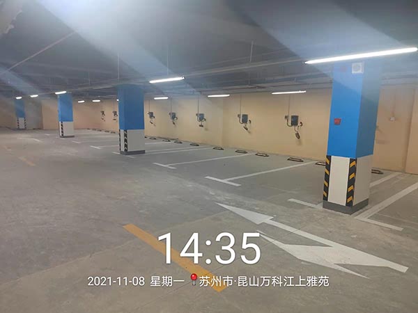 道路劃線，車位劃線，停車位劃線