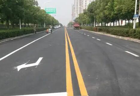 蘇州道路劃線的材料怎么樣選擇好的？
