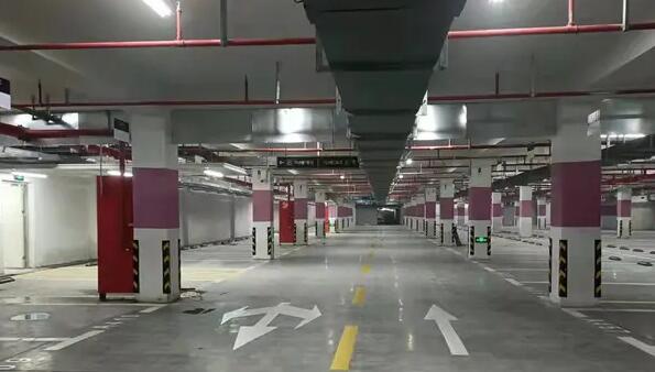 蘇州道路劃線分析，環(huán)氧地坪施工時(shí)地面油漬污垢解決的方法？
