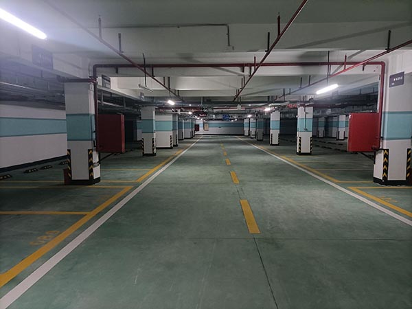 蘇州飛揚市政交通設(shè)施有限公司車位劃線項目案例順利交付。