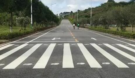 蘇州車位劃線分析，化工廠人行道劃線依據(jù)什么規(guī)范? 