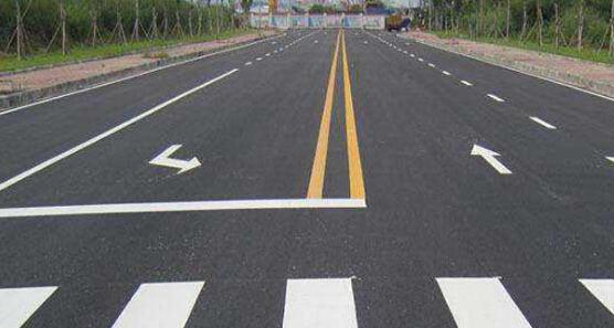 蘇州廠區(qū)道路劃線，資深客服在線服務(wù)