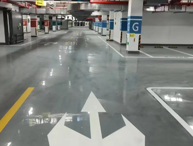 蘇州廠房地面劃線專業(yè)施工？筑牢工業(yè)安全的第一道防線